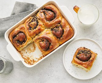 Rollbuns con kefir e semi di papavero